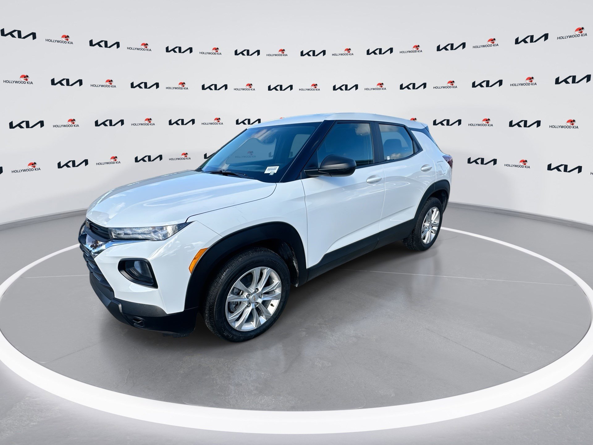 Used 2023 Chevrolet TrailBlazer LS image 4