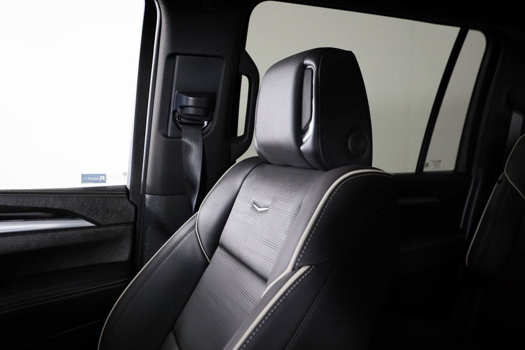 Used 2025 Cadillac Escalade ESV Sport w/ Touring Package image 54