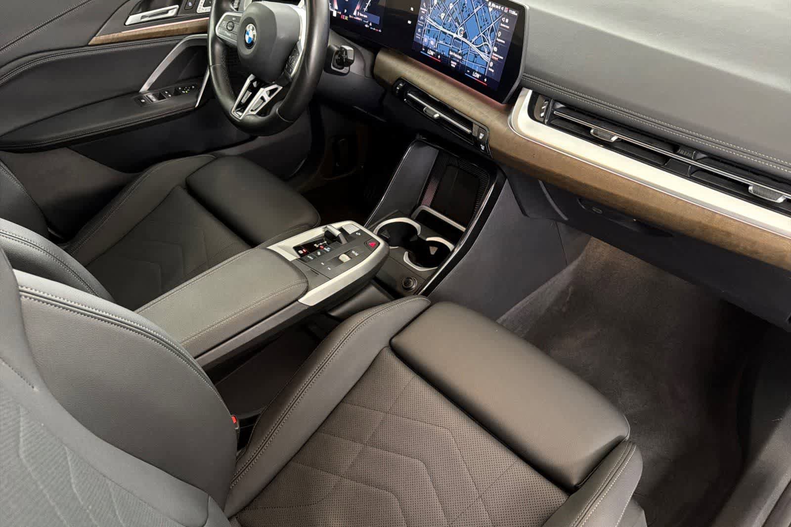 Used 2023 BMW X1 xDrive28i w/ Premium Package AWD/4WD image 16