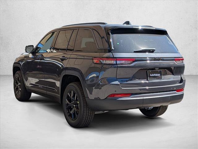 New 2026 Jeep Grand Cherokee Altitude image 9