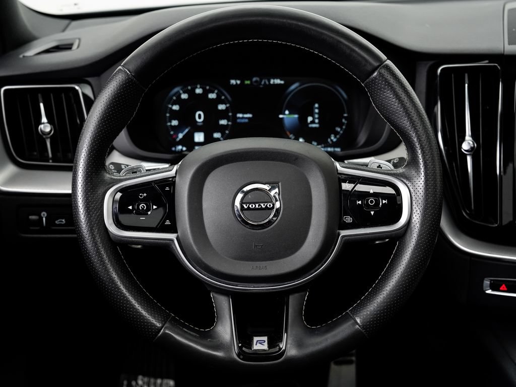 Used 2019 Volvo XC60 T8 R-Design w/ Advanced Package AWD/4WD image 13