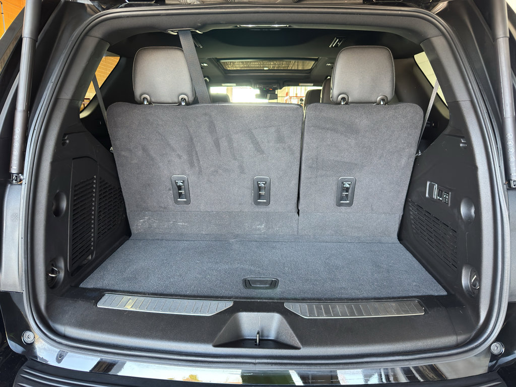 Used 2023 Chevrolet Tahoe Z71 w/ Off-Road Capability Package image 23