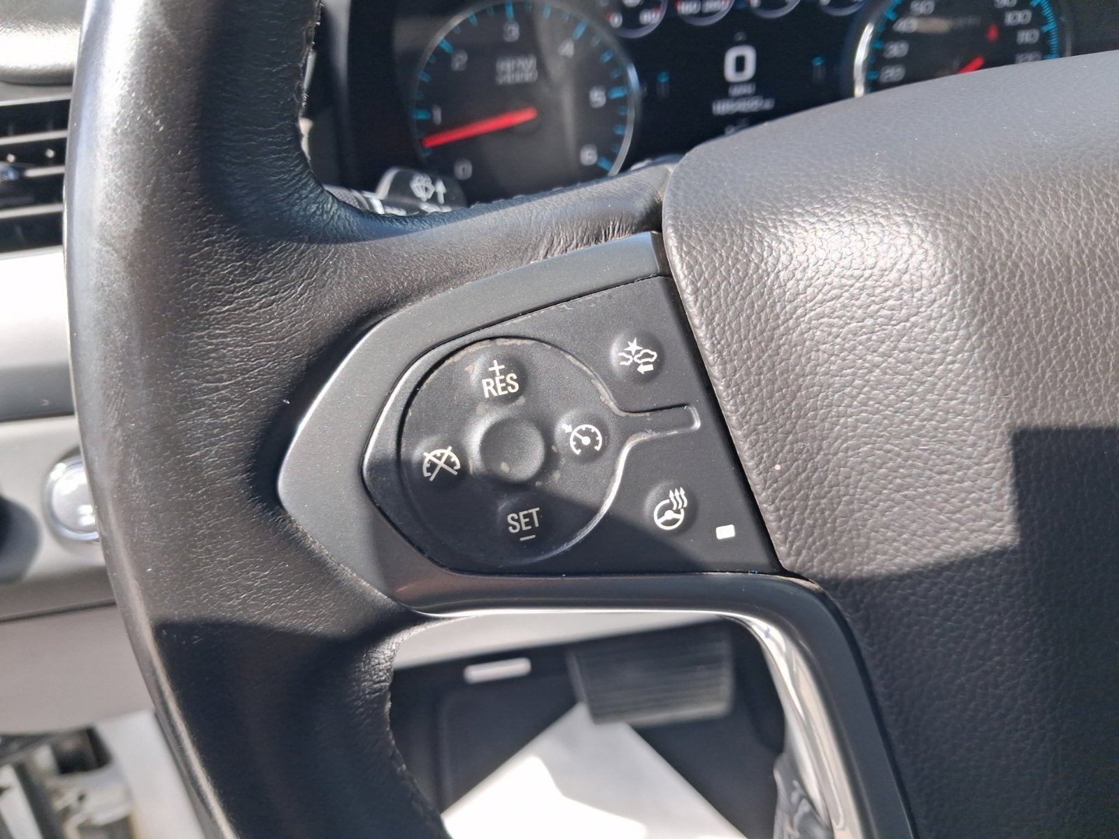 Used 2017 Chevrolet Suburban LT AWD/4WD image 19