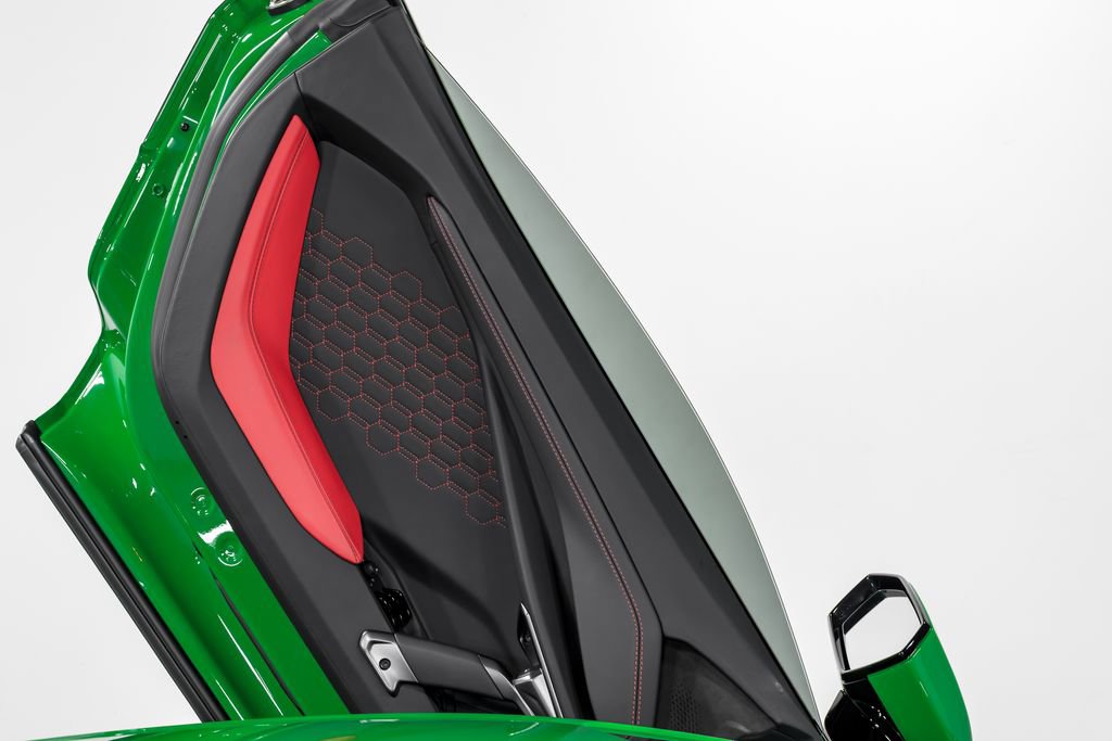 Used 2024 Lamborghini Revuelto image 9