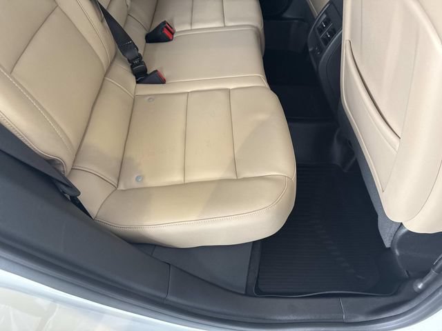 Certified 2024 Cadillac XT4 Luxury w/ Cold Weather Package AWD/4WD image 23
