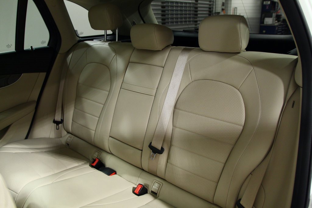 Certified 2019 Mercedes-Benz GLC 300 4MATIC image 30