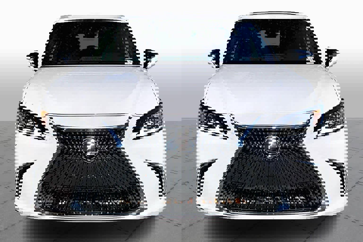 Used 2023 Lexus ES 350 image 4