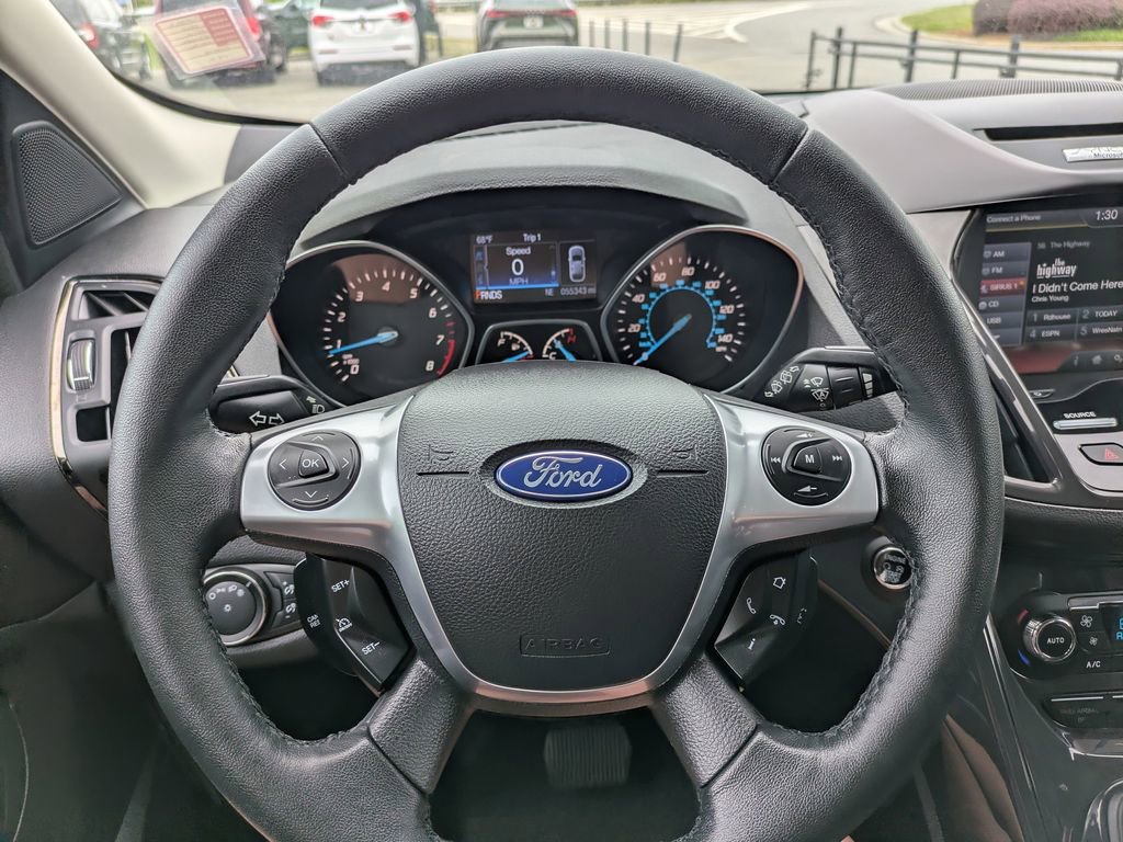 Used 2014 Ford Escape Titanium w/ Equipment Group 401A FWD image 26