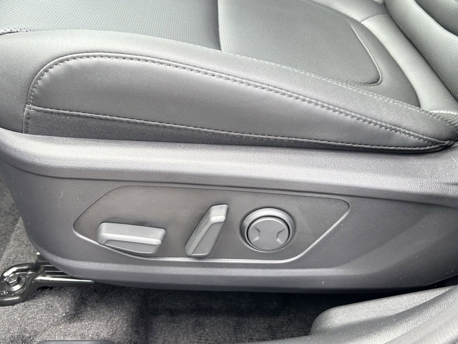 New 2025 Hyundai Tucson SEL image 14