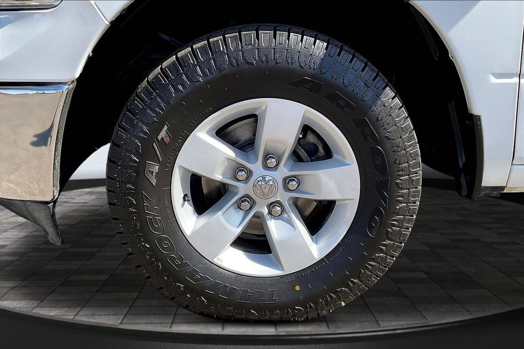 Used 2023 RAM 1500 Classic SLT w/ Electronics Group AWD/4WD image 32