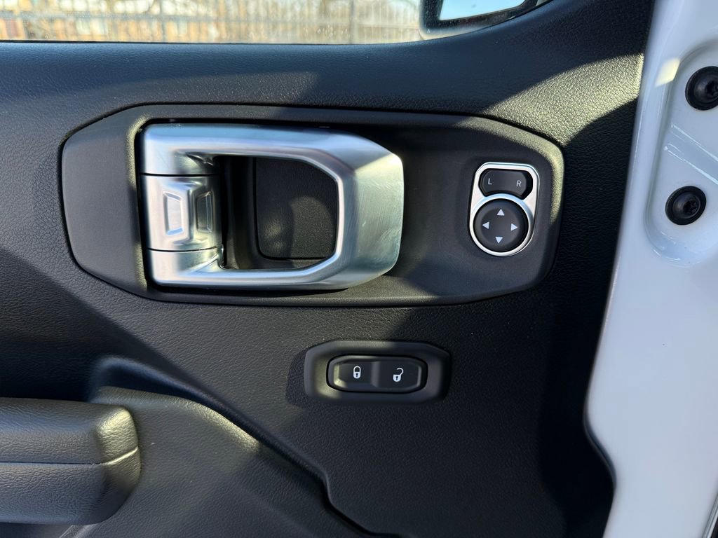 Used 2021 Jeep Wrangler Unlimited Sport image 20