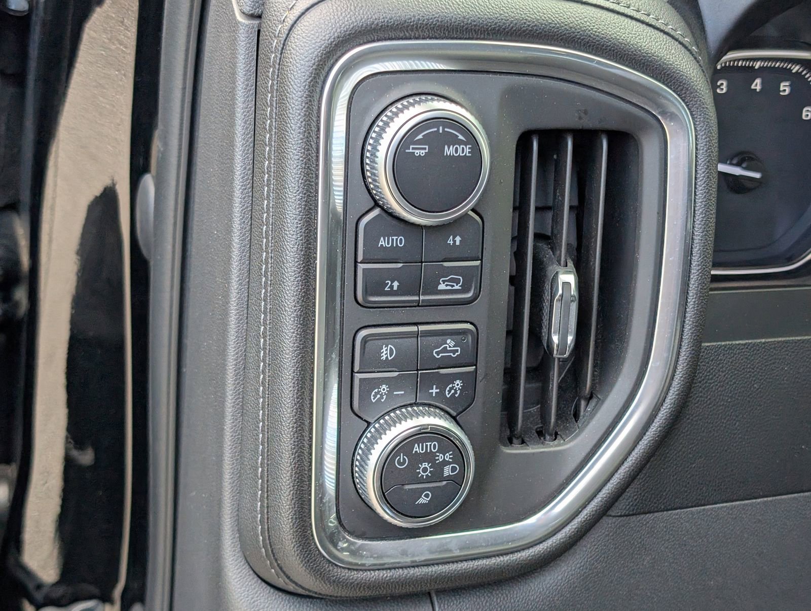 Used 2020 GMC Sierra 1500 SLT w/ SLT Premium Plus Package image 23