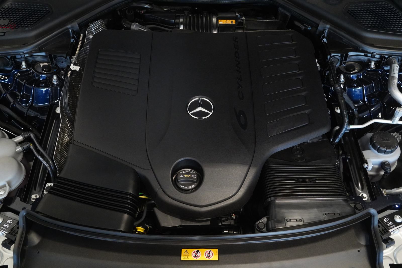 New 2026 Mercedes-Benz E 450 4MATIC Sedan image 31