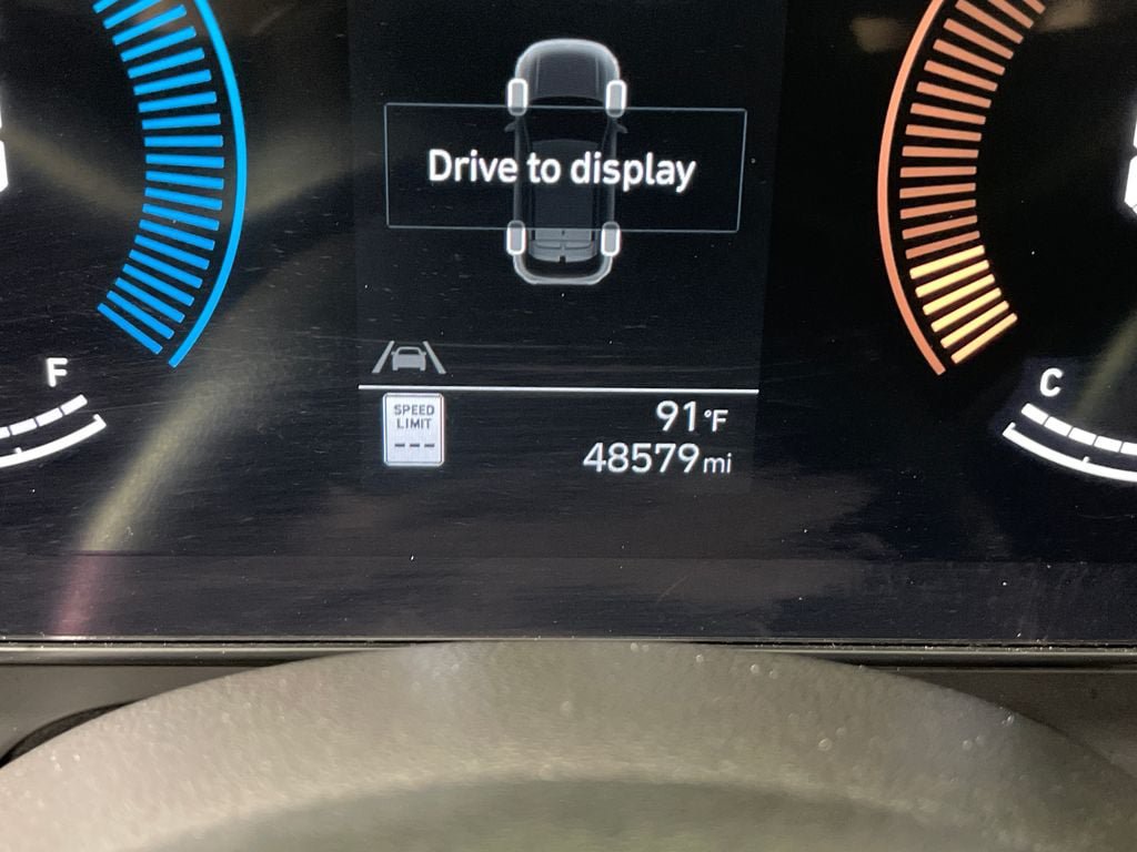 Certified 2024 Hyundai Kona SEL FWD image 21