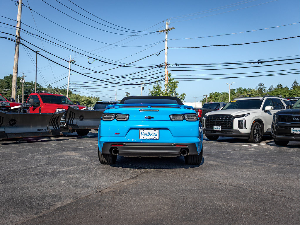 Used 2023 Chevrolet Camaro SS RWD image 6
