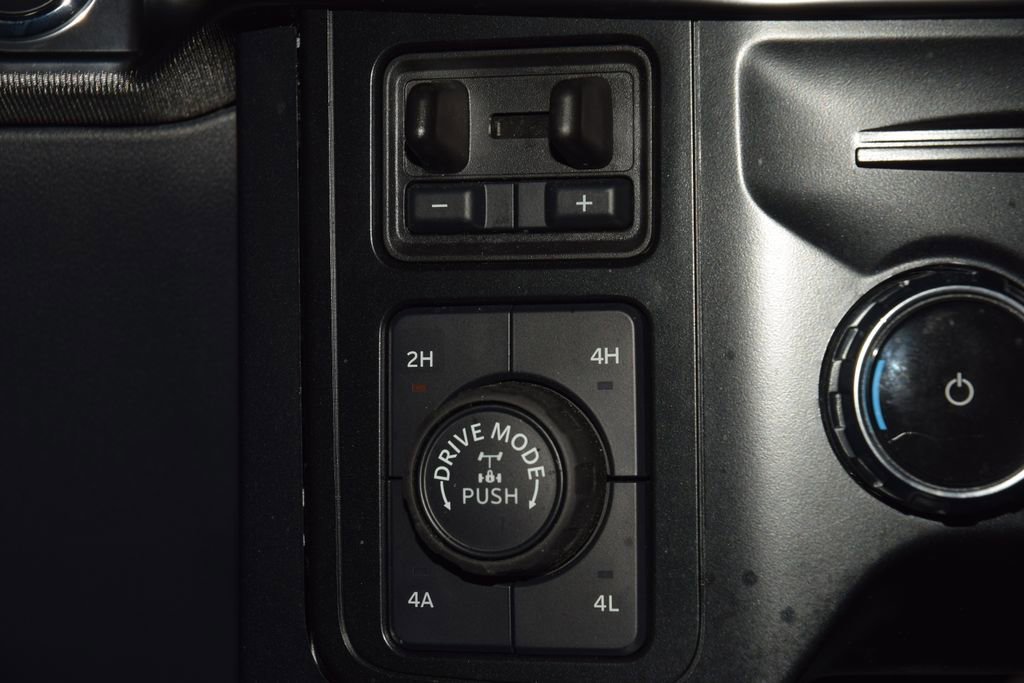 Used 2024 Ford F150 Raptor AWD/4WD image 32