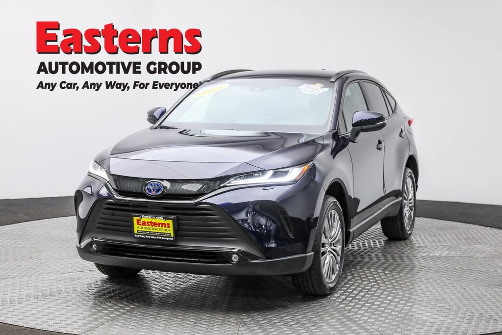 Used 2023 Toyota Venza XLE