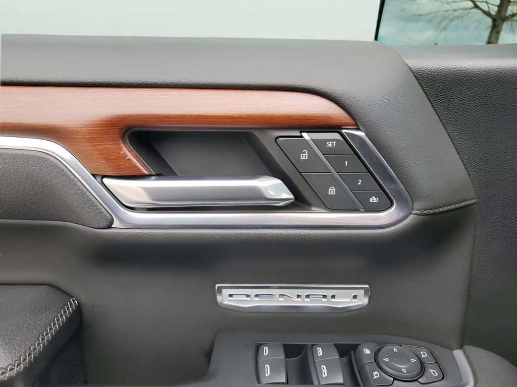 Used 2023 GMC Sierra 1500 Denali w/ Denali Reserve Package image 27