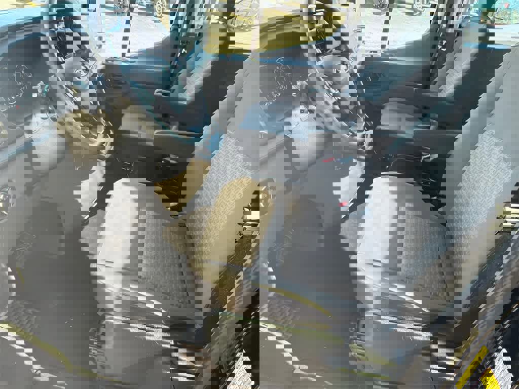 Used 2023 Ford Transit 350 XLT image 10