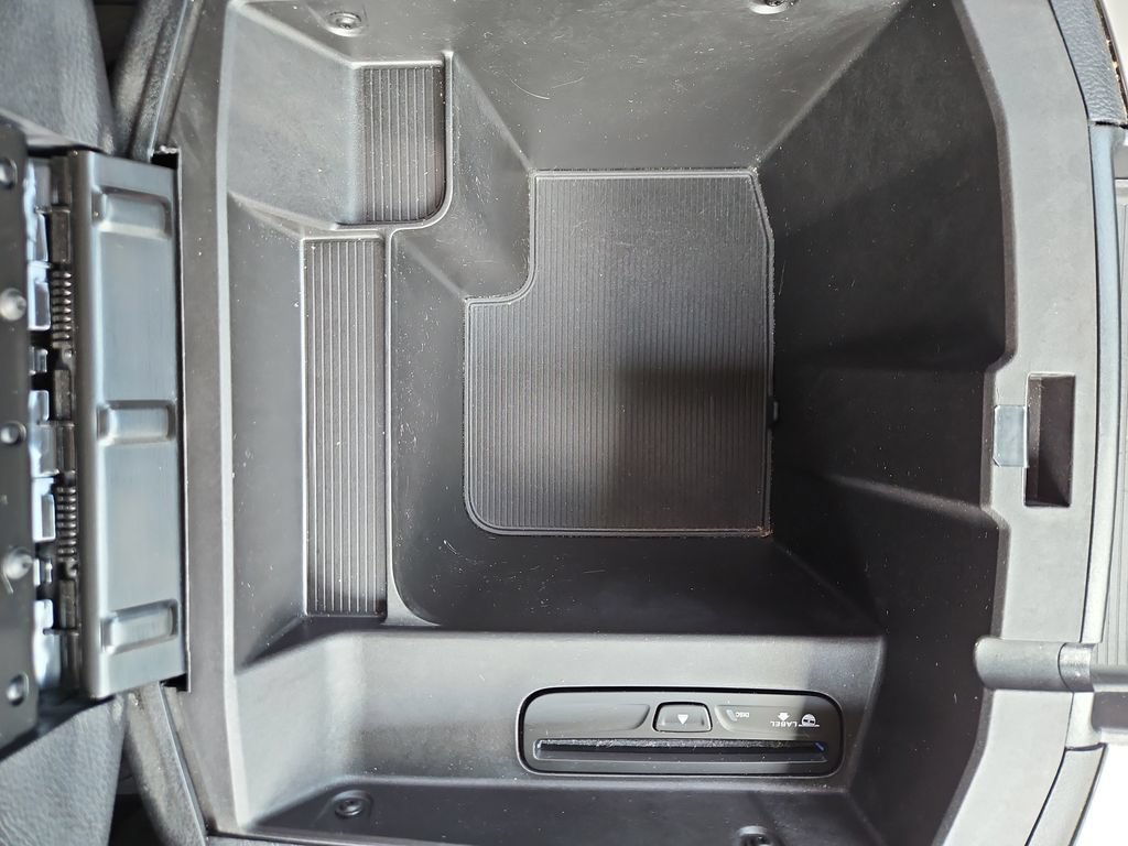 Used 2014 RAM 1500 Laramie w/ Convenience Group AWD/4WD image 25