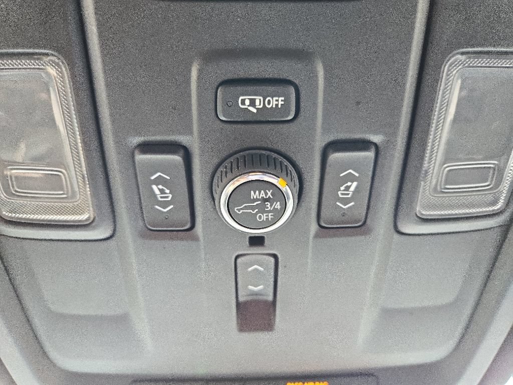 Used 2024 GMC Yukon Denali AWD/4WD image 38