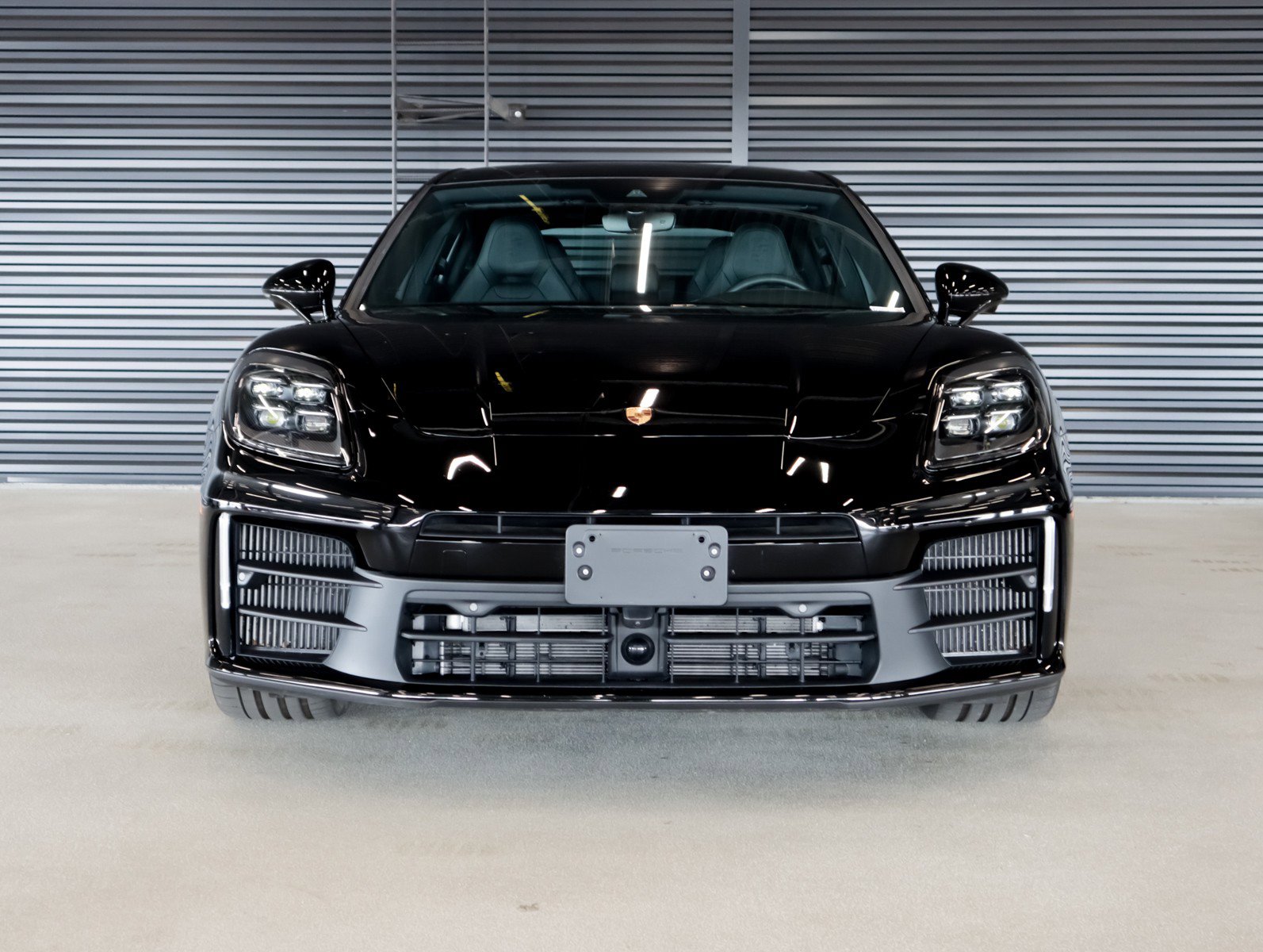 Certified 2025 Porsche Panamera image 7