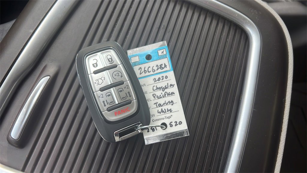 Used 2020 Chrysler Pacifica Touring-L Plus w/ Advanced Safetytec Group image 34