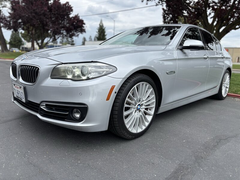 Used 2015 BMW 550i Sedan RWD image 4
