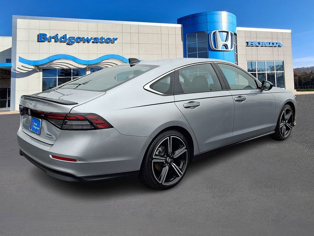 Used 2025 Honda Accord Sport image 6