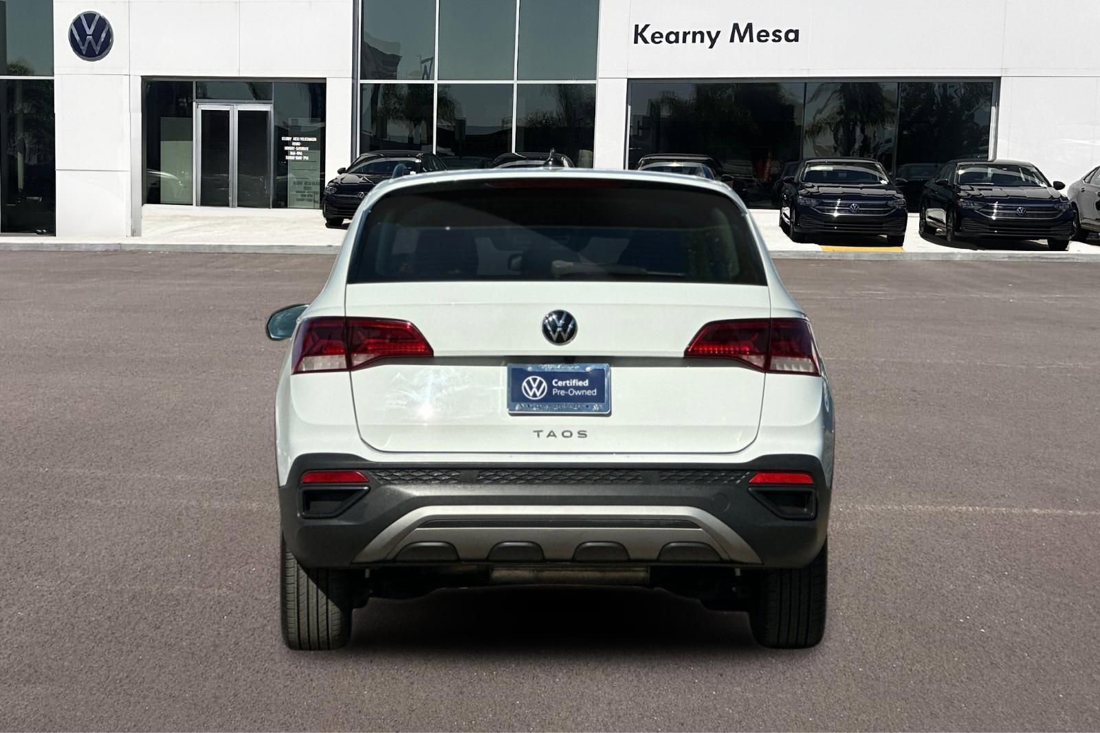 Used 2022 Volkswagen Taos S w/ IQ Drive S Package image 5