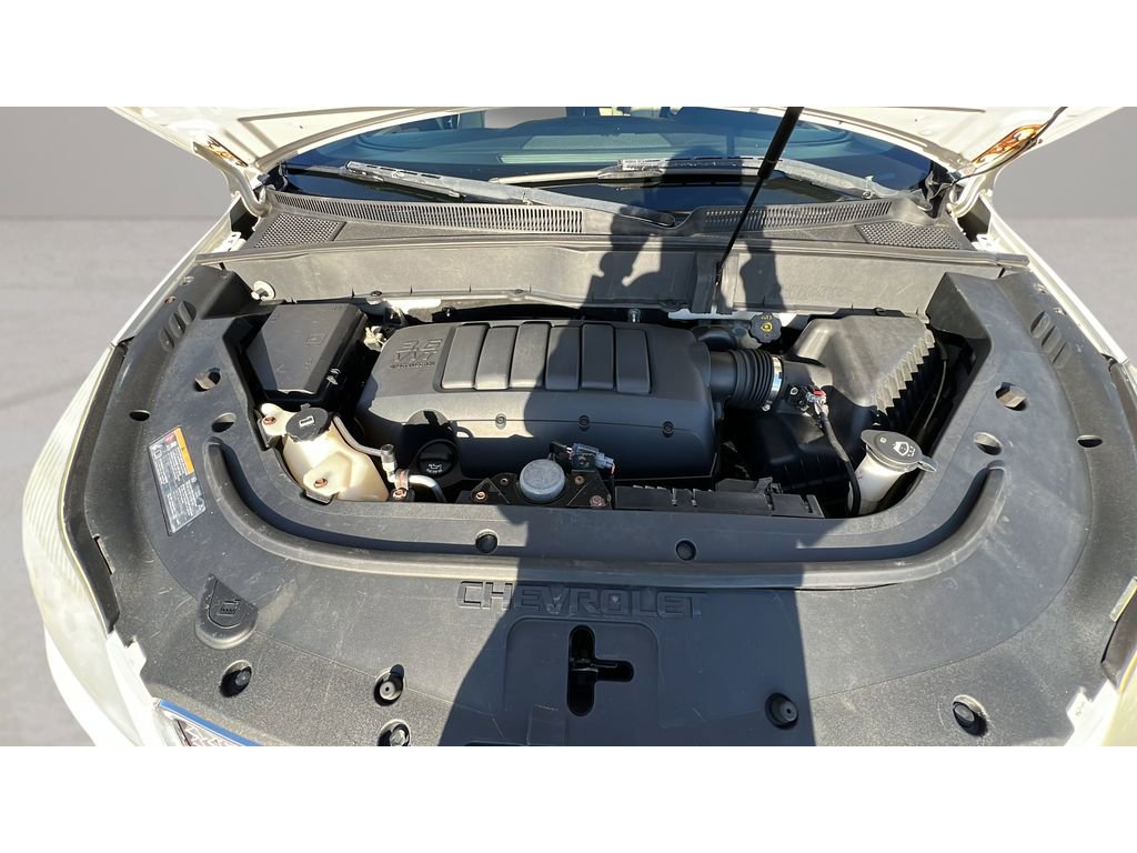 Used 2012 Chevrolet Traverse LTZ AWD/4WD image 33