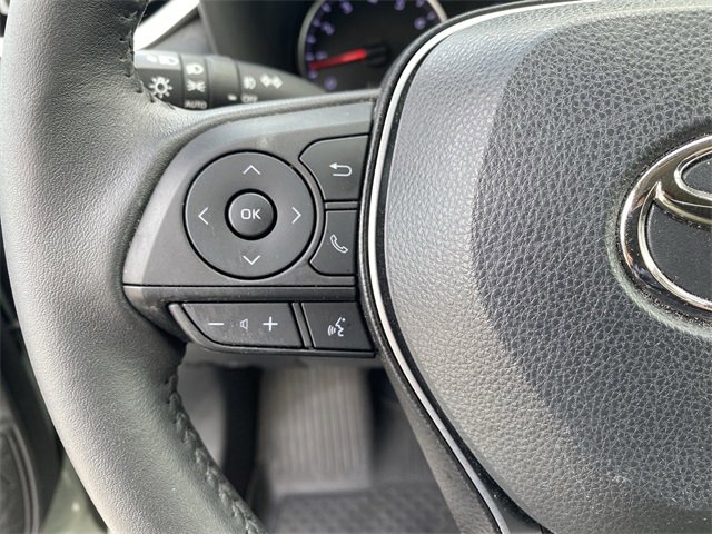 Used 2022 Toyota RAV4 XLE Premium image 40