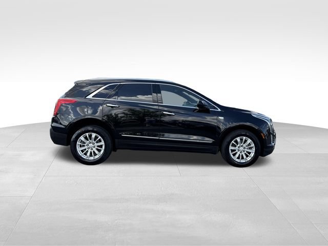 Used 2017 Cadillac XT5 FWD image 6