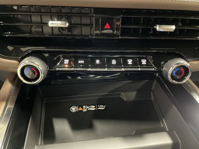New 2026 Chevrolet Suburban High Country w/ Sun And Tow Package AWD/4WD image 19