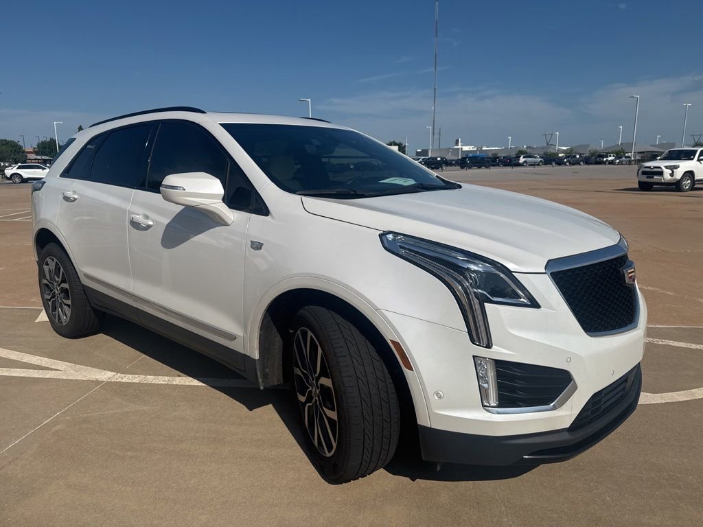 Used 2022 Cadillac XT5 Sportv w/ Technology Package AWD/4WD image 4