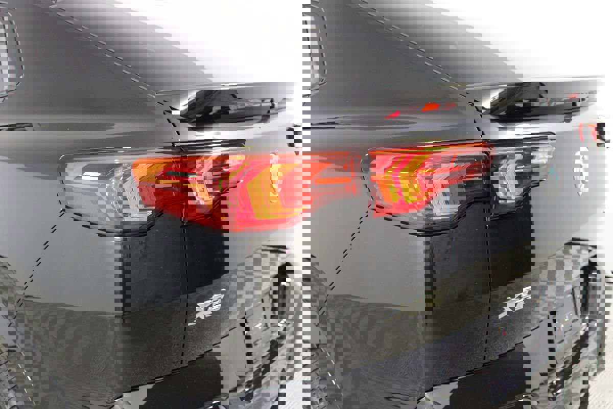 Used 2025 BMW X2 xDrive28i image 44