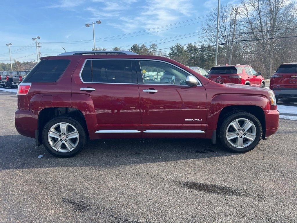 Used 2017 GMC Terrain Denali image 6