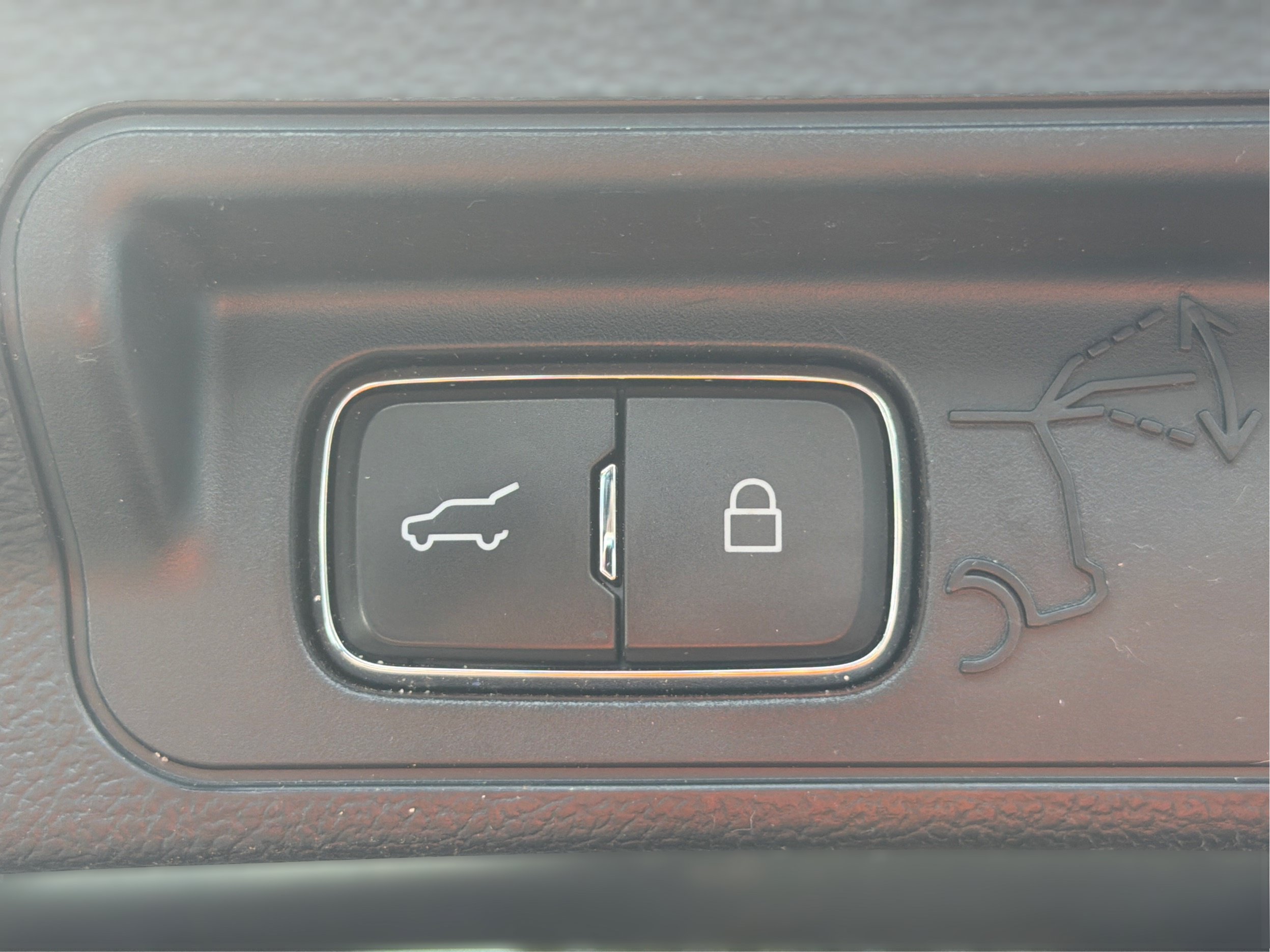 Used 2021 Ford Explorer 4WD image 25