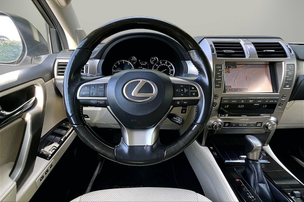 Used 2020 Lexus GX 460 Premium AWD/4WD image 11