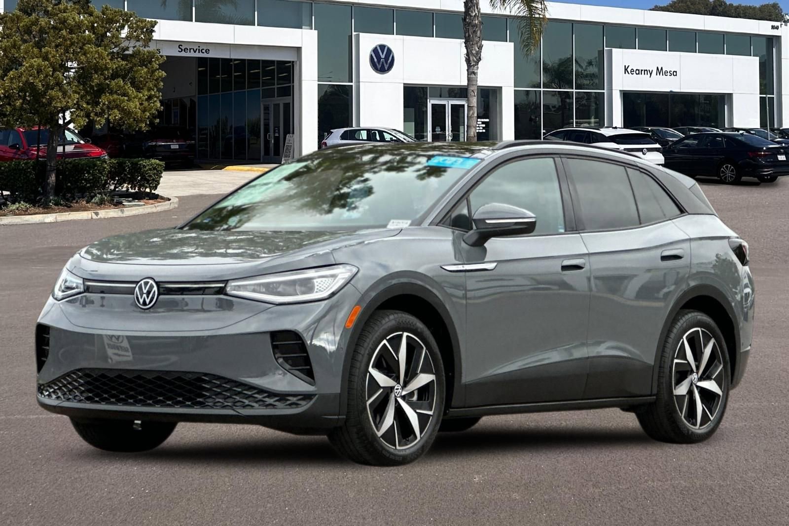 Used 2023 Volkswagen ID.4 S image 8