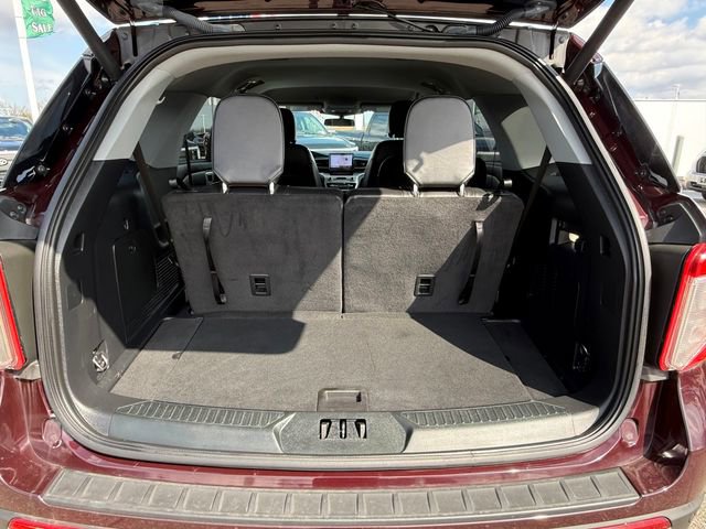 Certified 2023 Ford Explorer XLT w/ Equipment Group 202A image 27