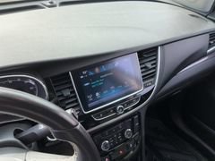 Used 2018 Buick Encore Sport Touring AWD/4WD image 12