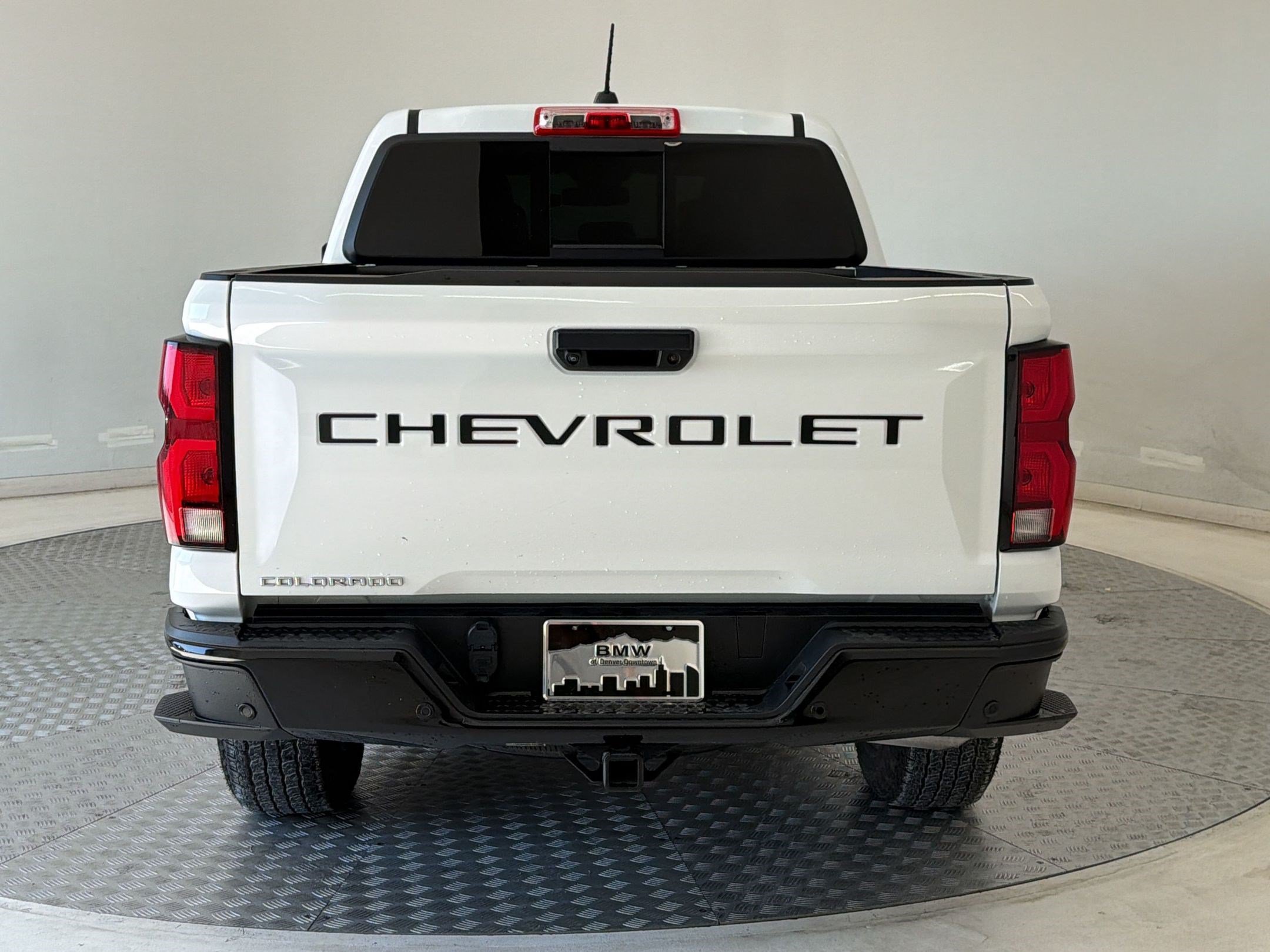 Used 2025 Chevrolet Colorado Z71 AWD/4WD image 10