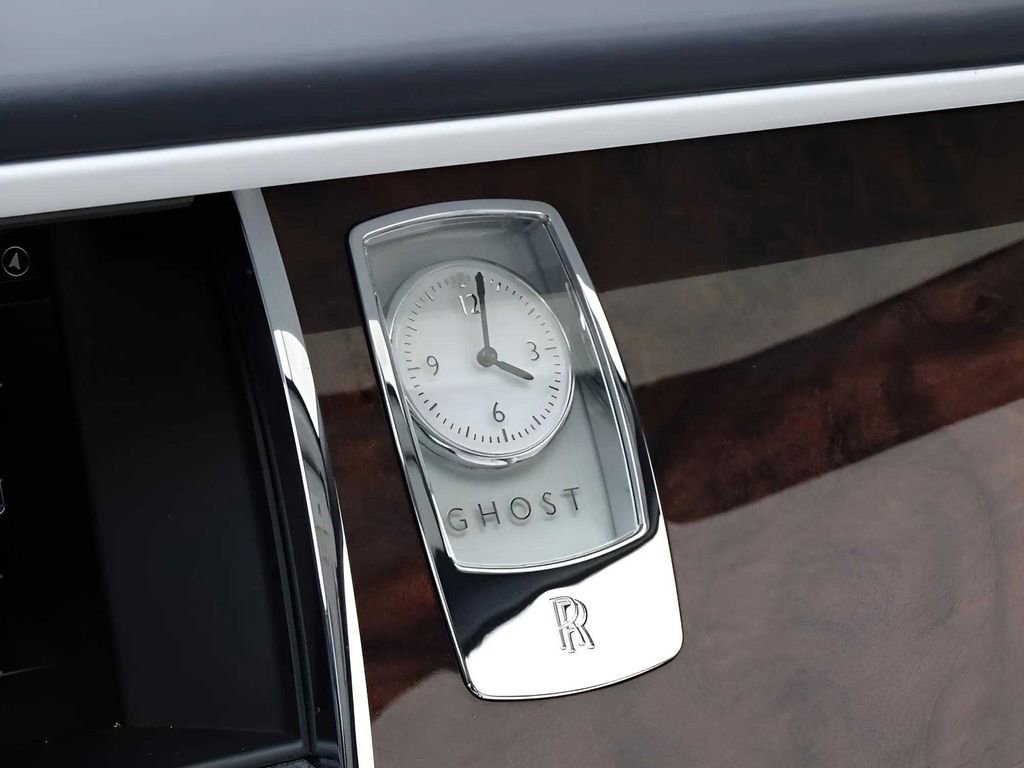 Certified 2019 Rolls-Royce Ghost RWD image 16