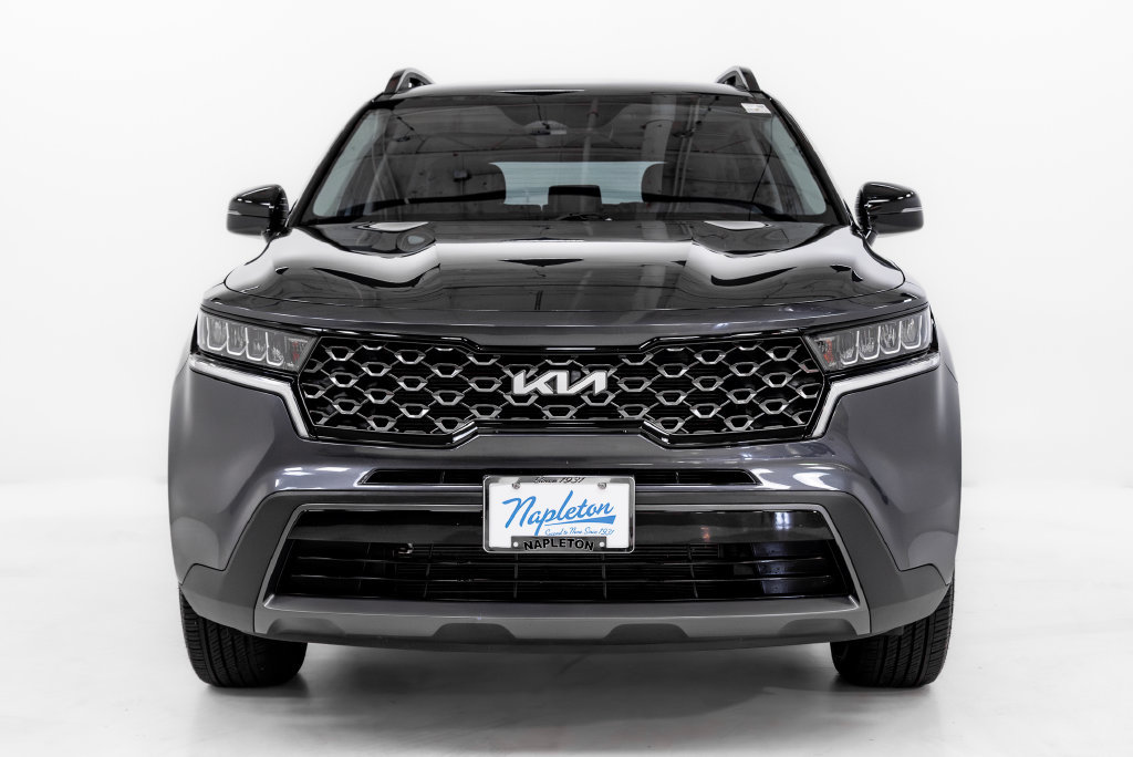 Used 2023 Kia Sorento S AWD/4WD image 4