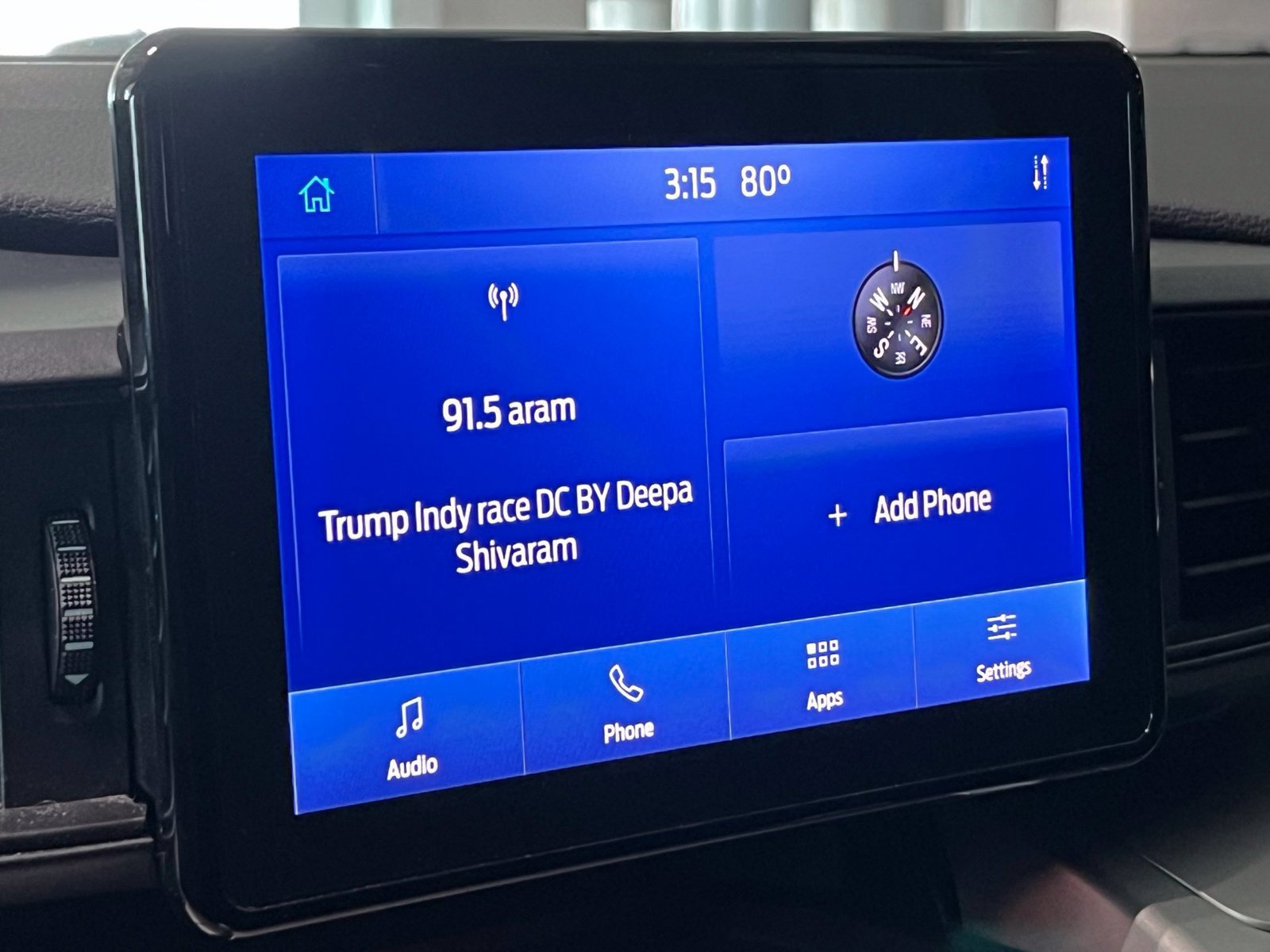 Used 2021 Ford Explorer XLT AWD/4WD image 21