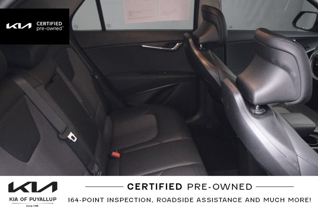 Certified 2025 Kia Niro EX FWD image 15