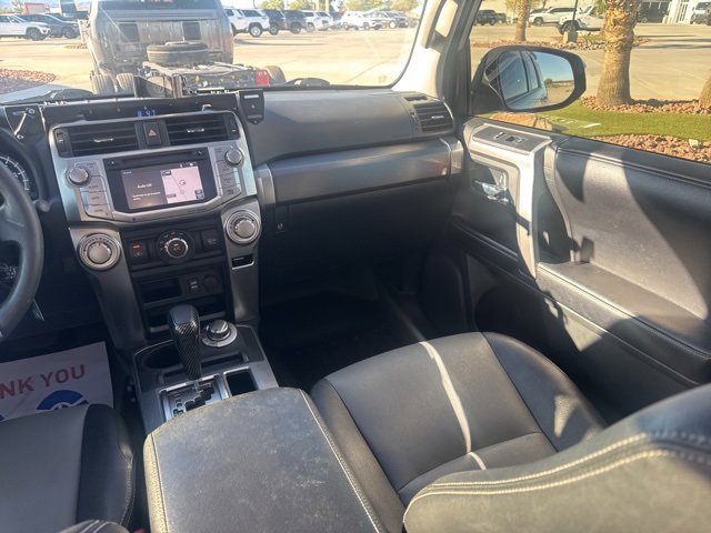 Used 2017 Toyota 4Runner SR5 Premium image 18