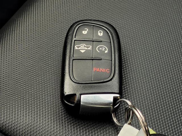 Used 2017 RAM 1500 Rebel w/ Luxury Group AWD/4WD image 31