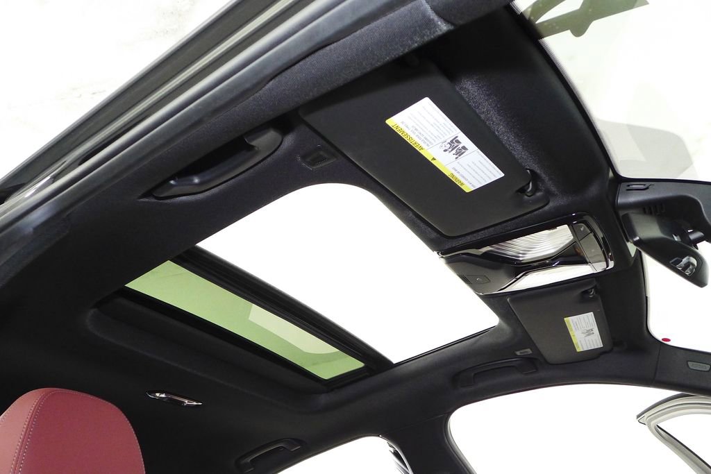 Used 2024 BMW M340i w/ Premium Package image 18